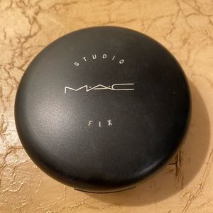 MAC Studio Fix Powder (C3)
